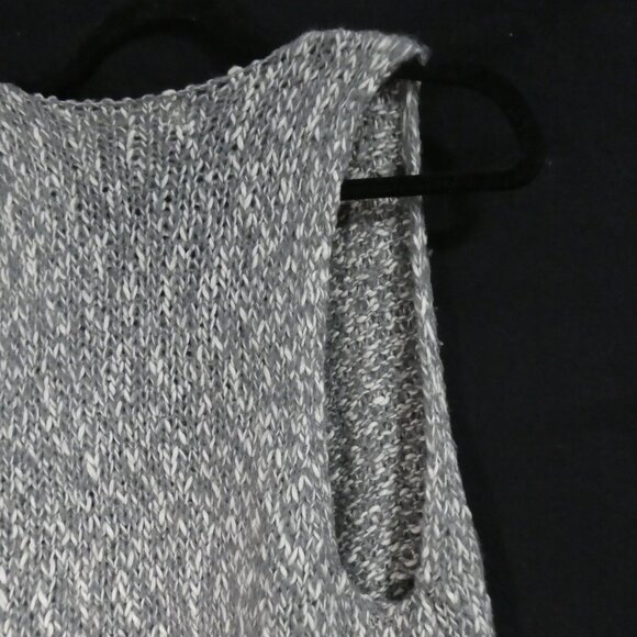 HOLLISTER CALIFORNIA | xs - s extra small - small | Open Front Sweater Vest - Picture 12 of 16